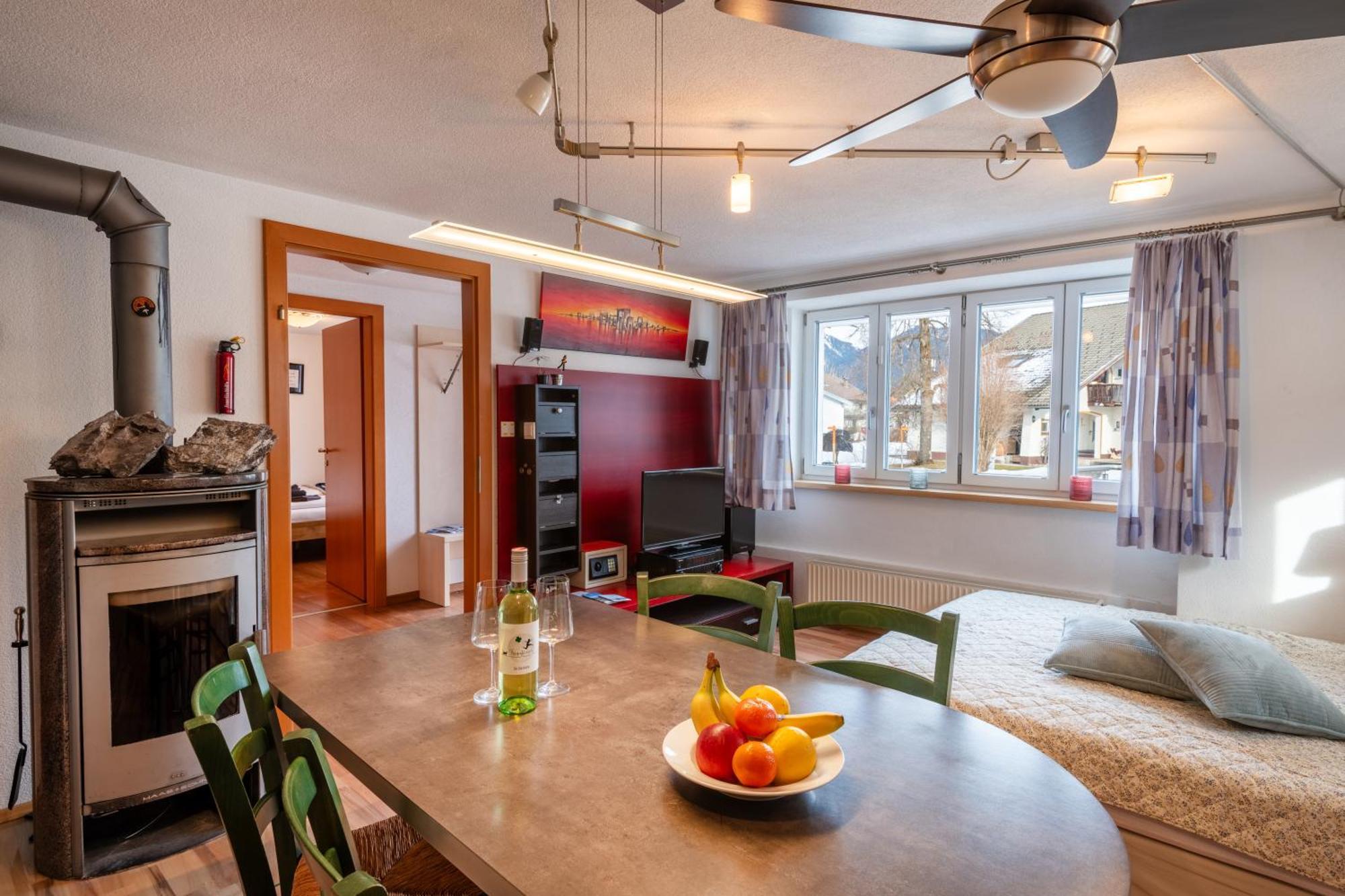 Apartmenthaus Ehrenberg Ehenbichl 外观 照片